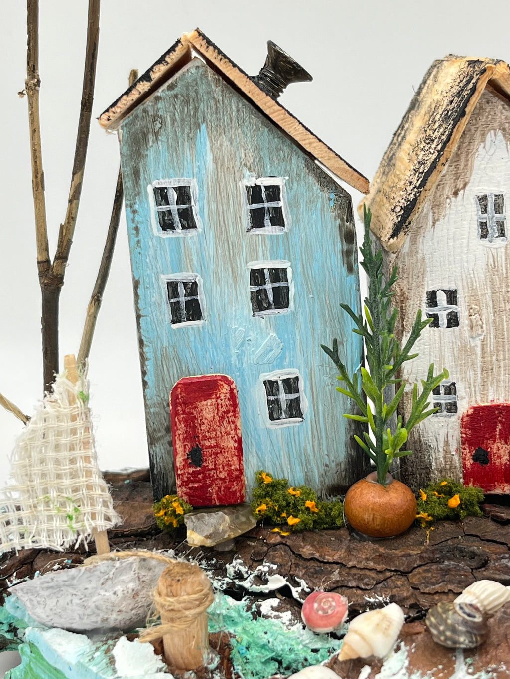 Miniature Handcrafted in UK Wooden houses by the Sea RRS1009