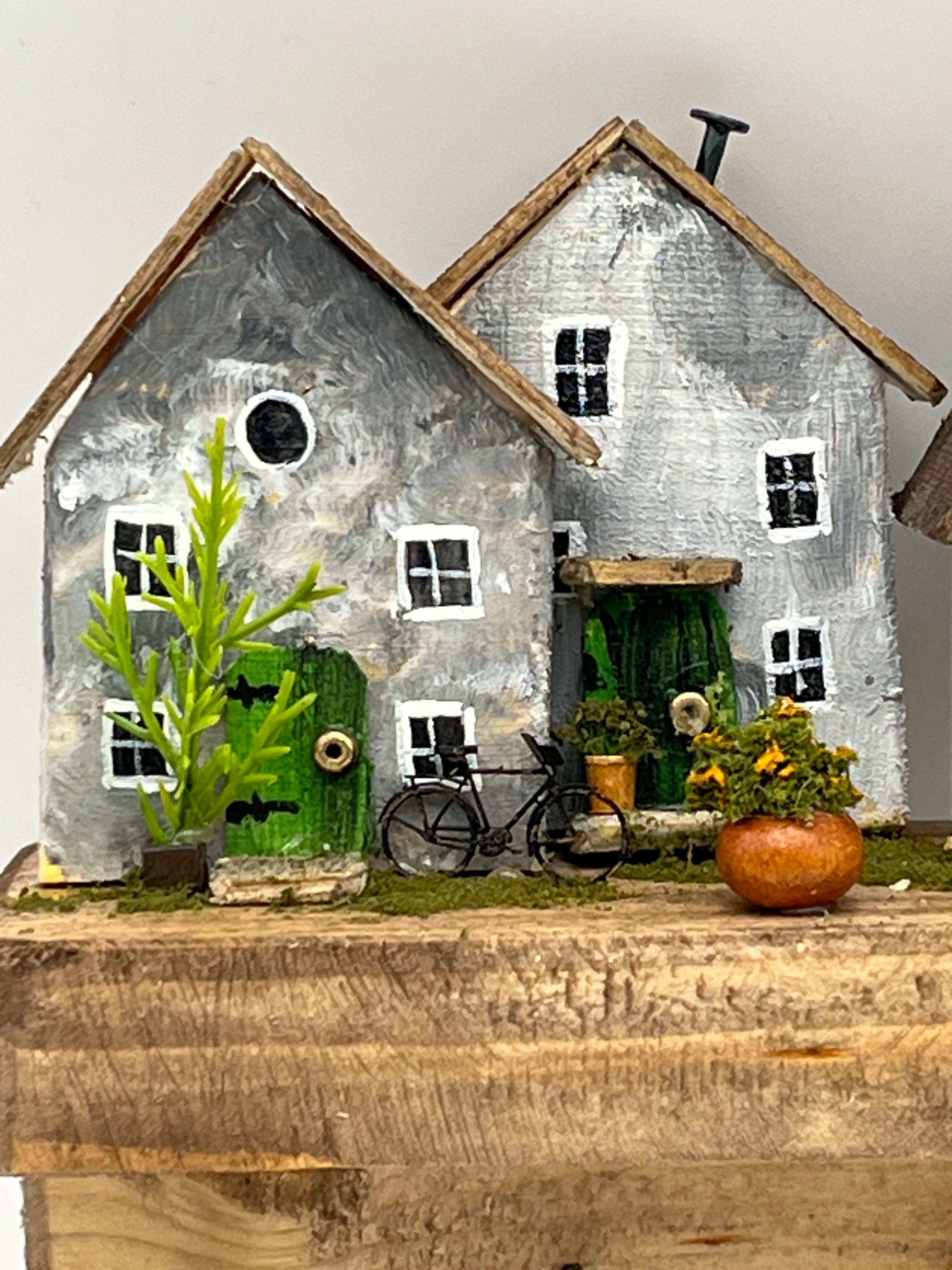 Handcrafted Miniature Wooden houses Keyholder on hardwood RRH1036