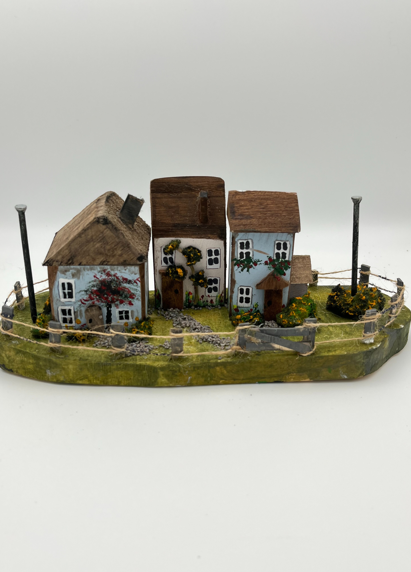 Trio of Handcrafted Miniature Wooden Houses RR1016